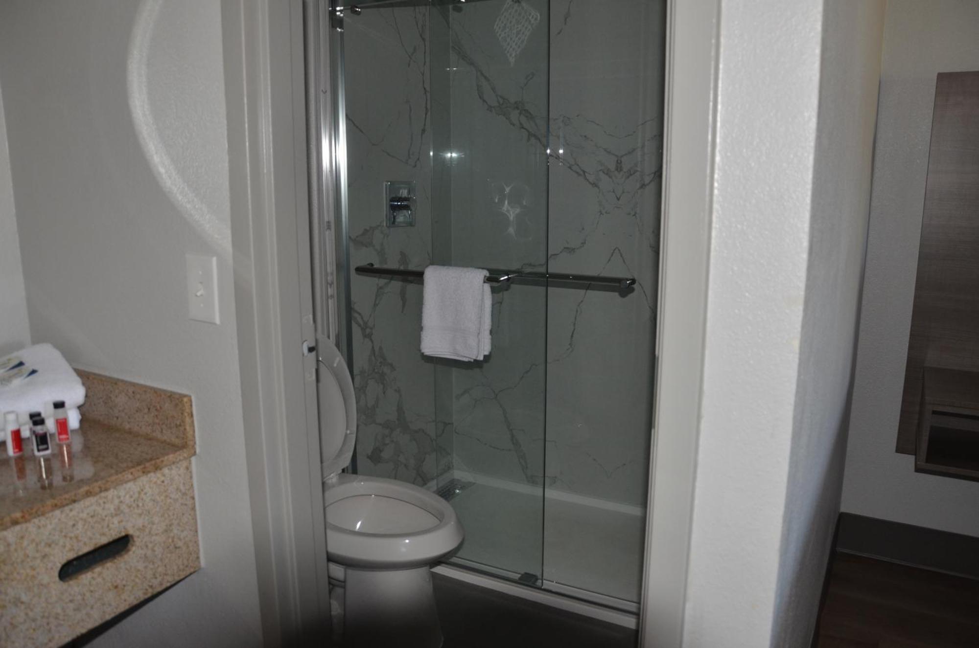 Baymont Suites Covington Esterno foto