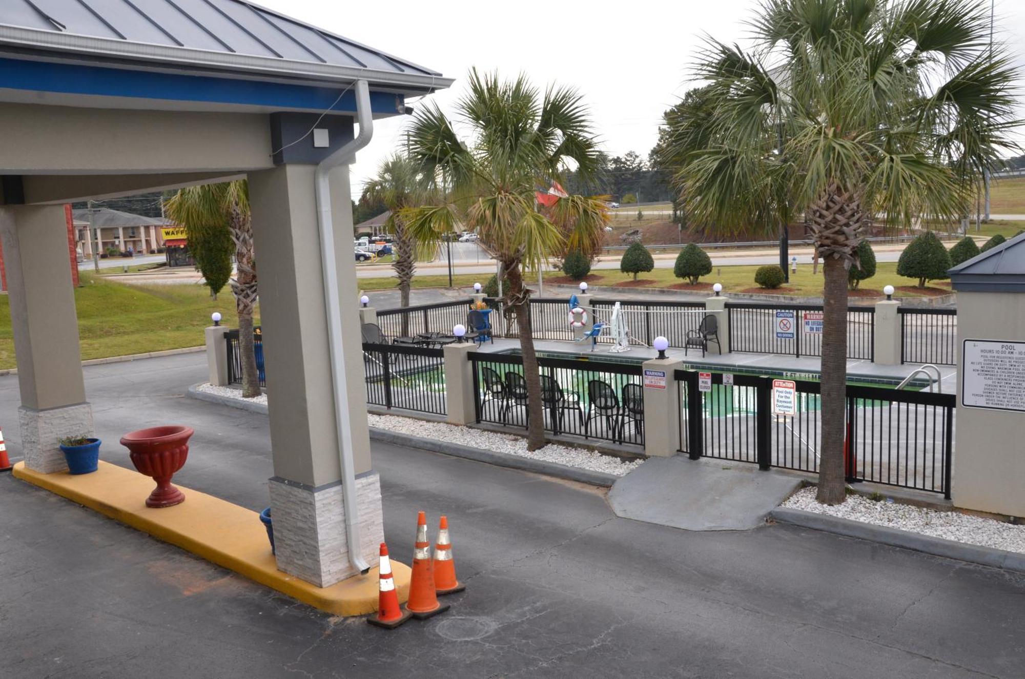 Baymont Suites Covington Esterno foto